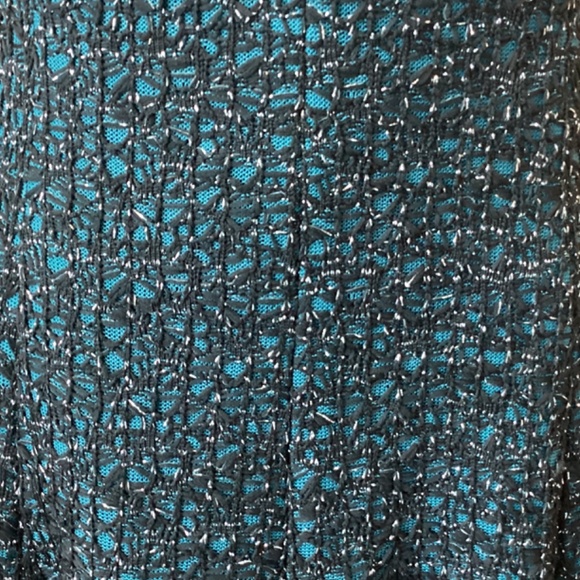 Maggy London Petites Scoop Back Metallic Fit & Flare Dress Black/Teal - Size 6P - Picture 6 of 7